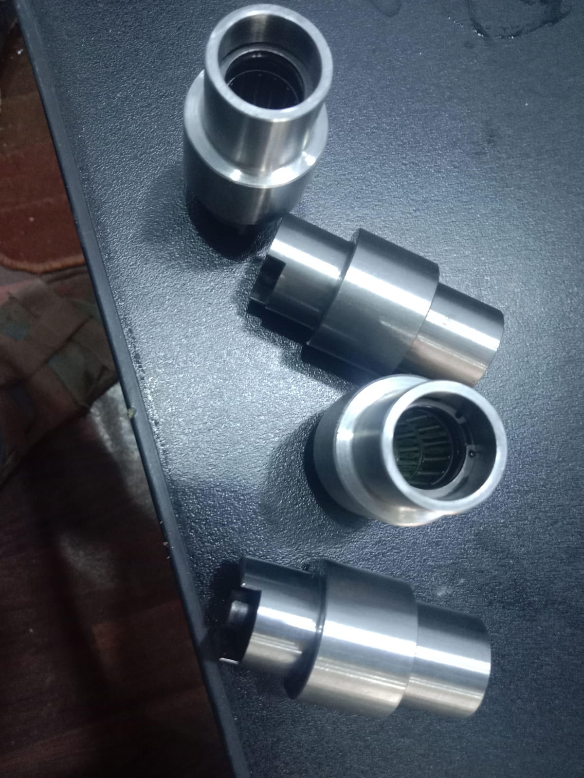 Metal End Bush for Shafts | Smooth Bore & Inner Roller Bearings